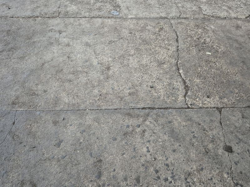 Concrete Floor Resurfacing in Des Moines, IA